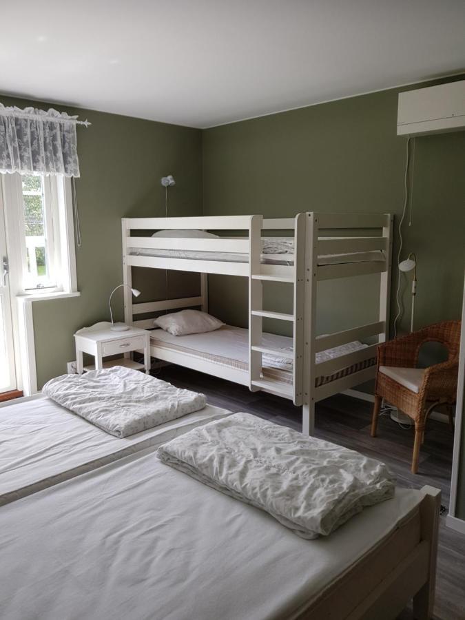 Vare 4 Vandrarhem Traslovslage Kültér fotó