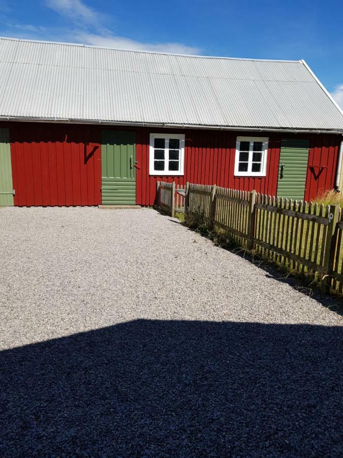Vare 4 Vandrarhem Traslovslage Kültér fotó